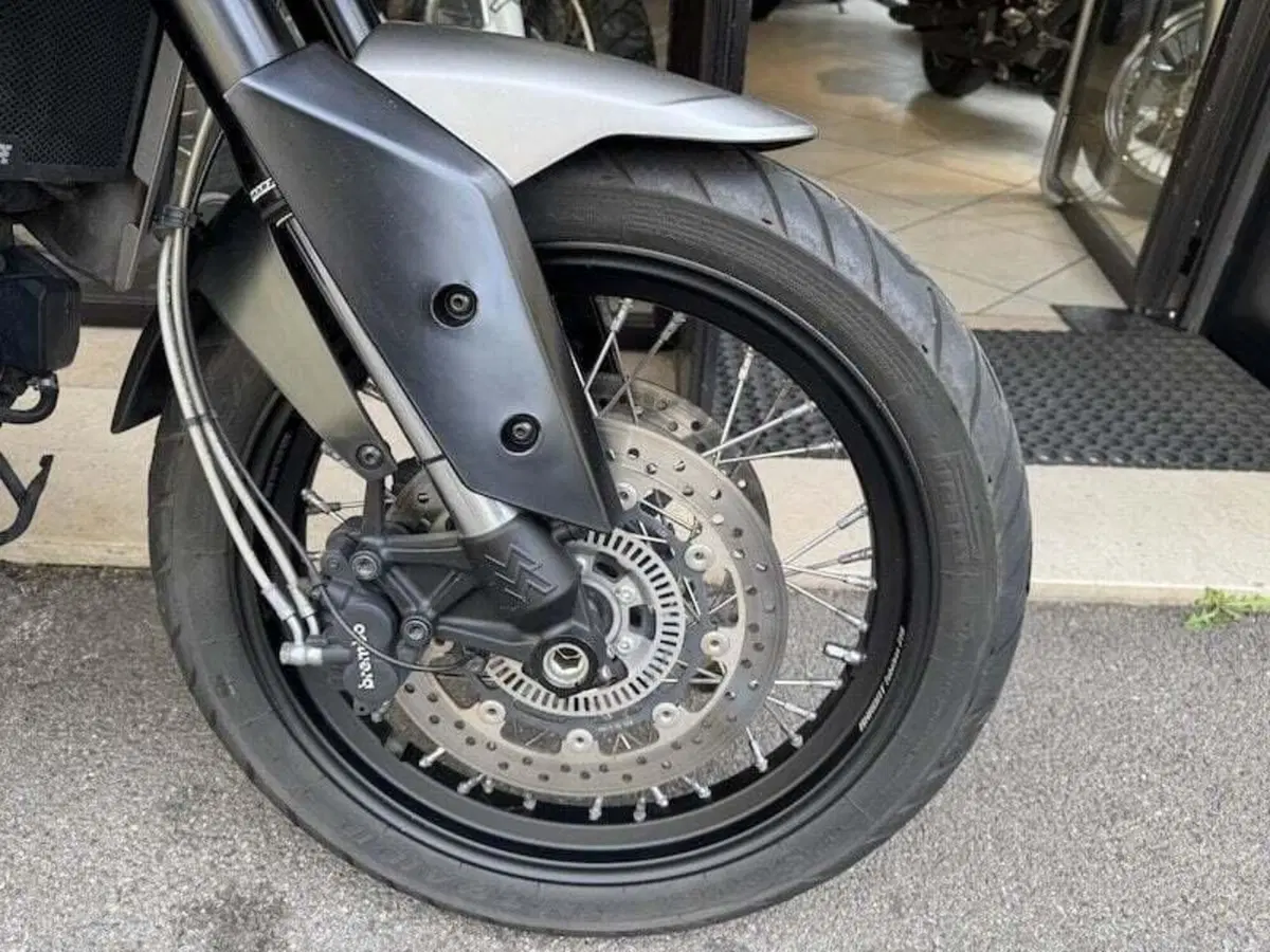 Moto Morini X-Cape 650 (2021 - 26) (11)