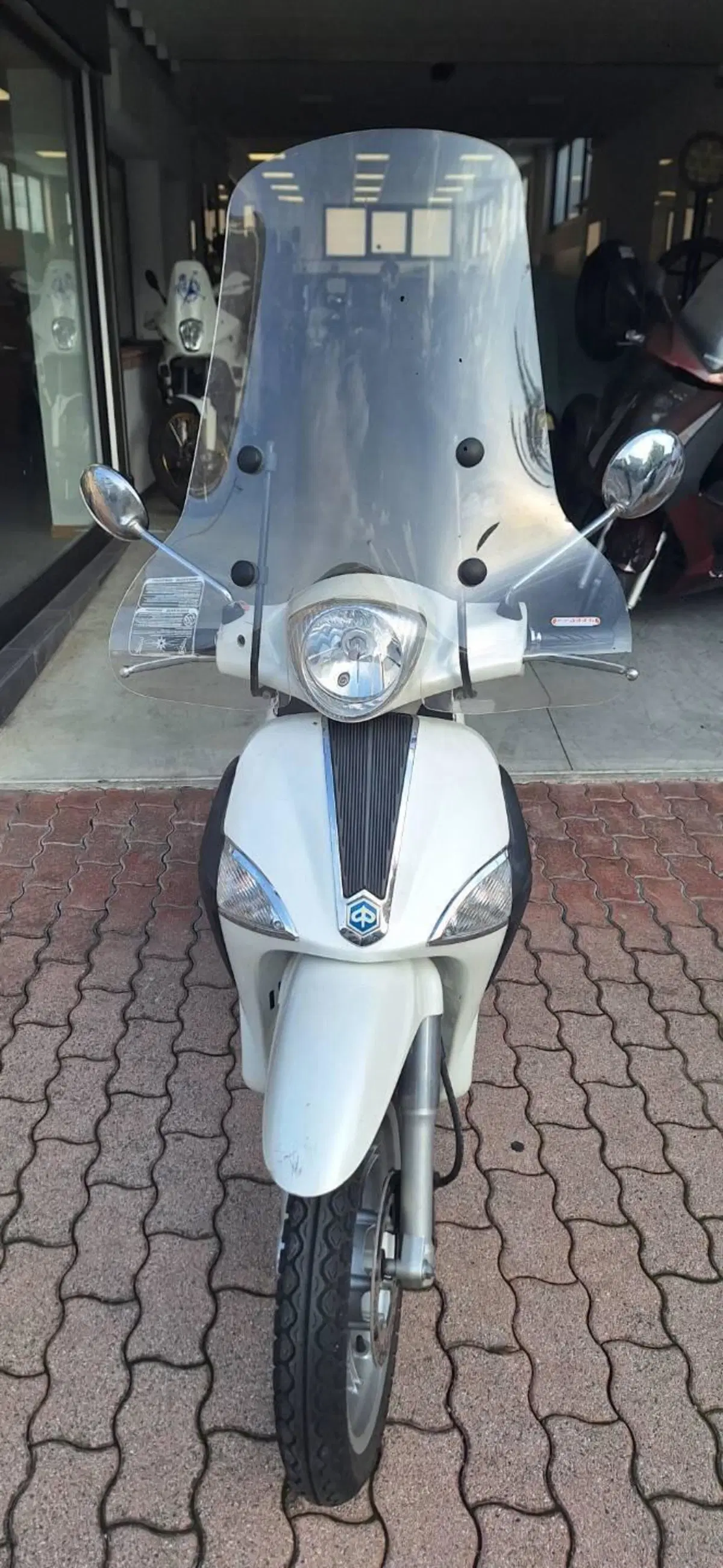 Piaggio Liberty 125 4T (2003 - 13) (3)
