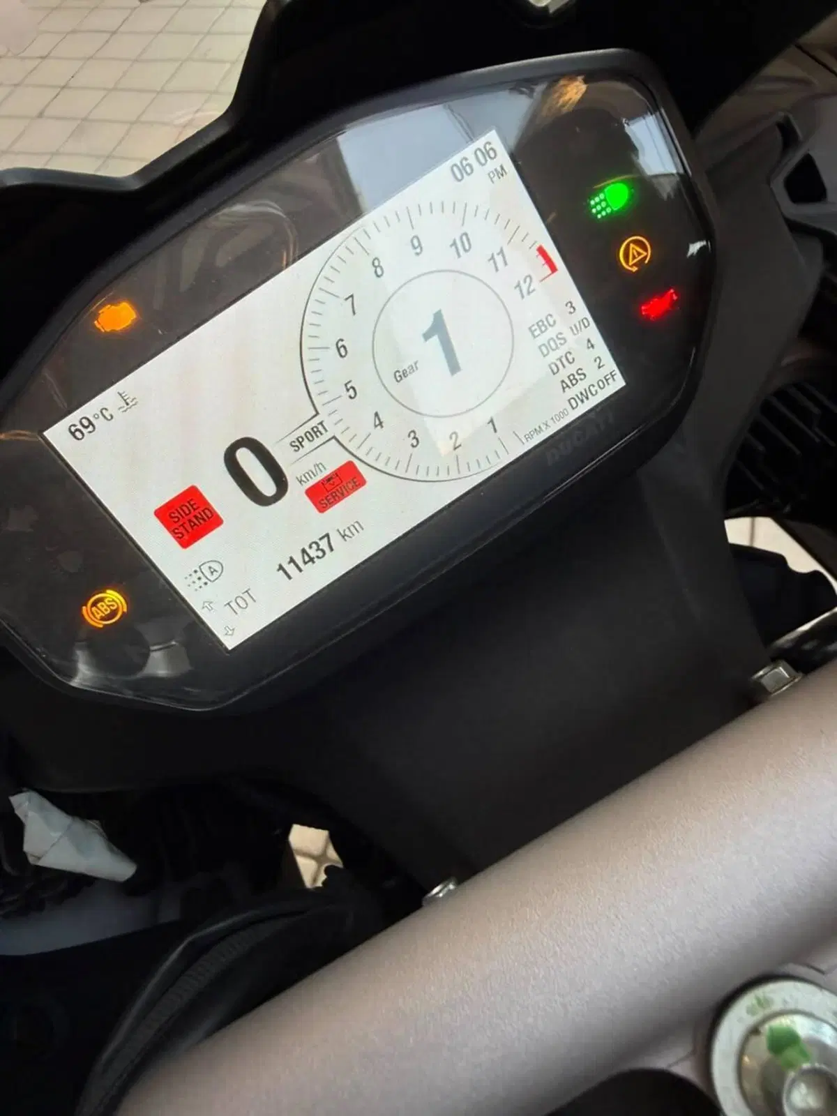 Ducati Panigale V2 (2021 - 24) (2)