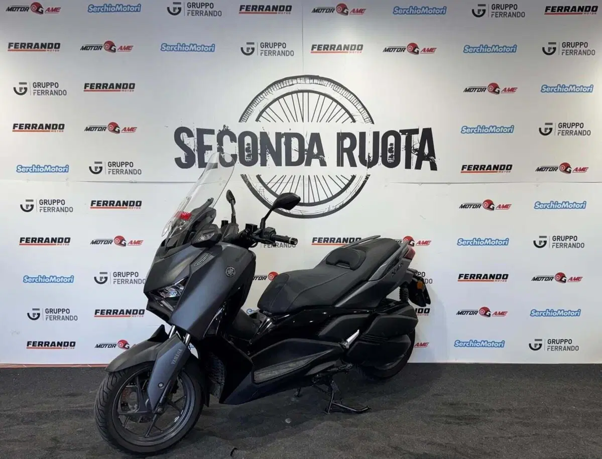 Yamaha X-Max 300 Tech Max (2025 - 26) (3)