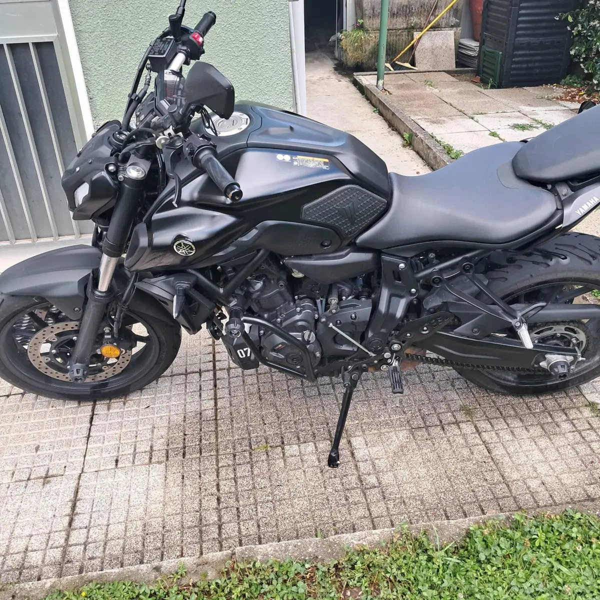 Yamaha MT-07 Pure (2023 - 25) (3)