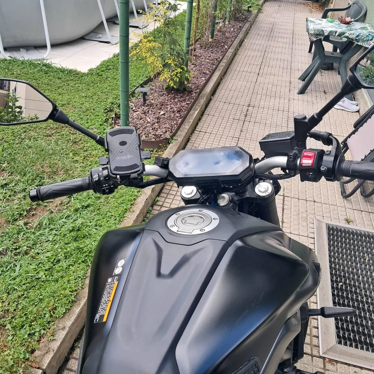 Yamaha MT-07 Pure (2023 - 25) (4)