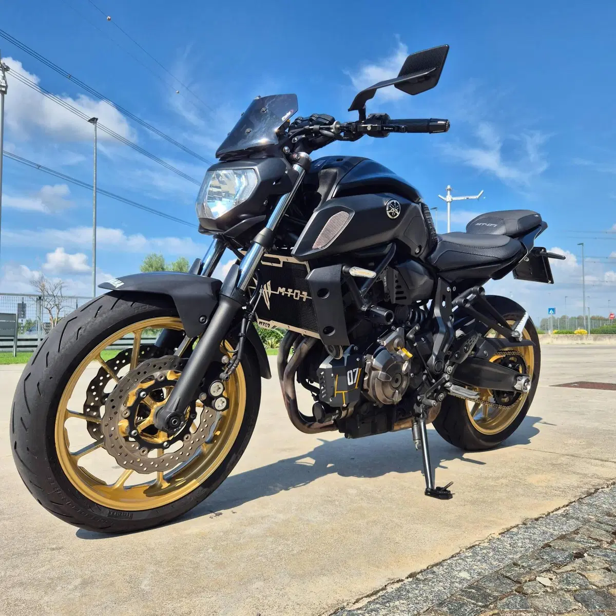 Yamaha MT-07 (2018 - 20) (4)