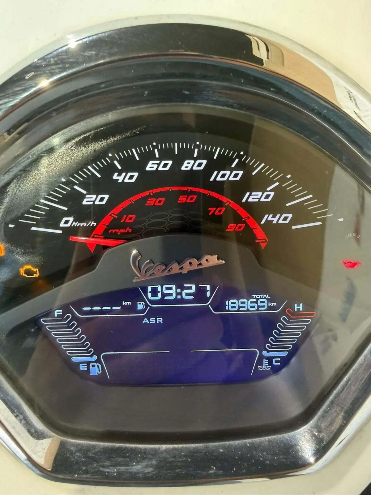 Vespa GTS 300 Super (2023 - 24) (5)