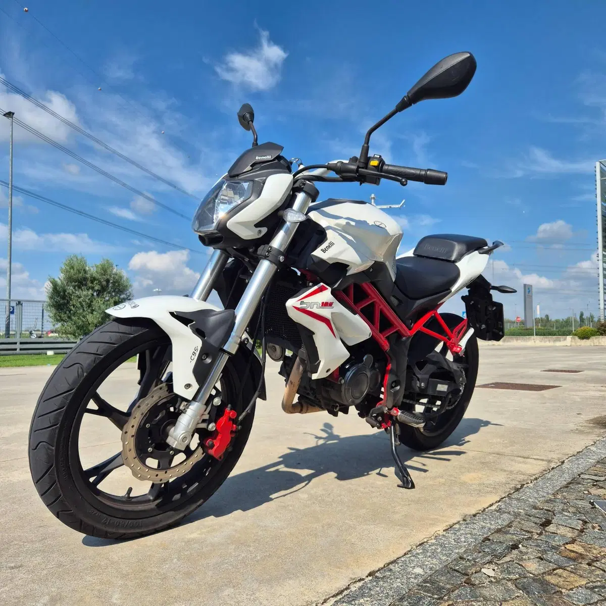 Benelli BN 125 (2018 - 20) (4)