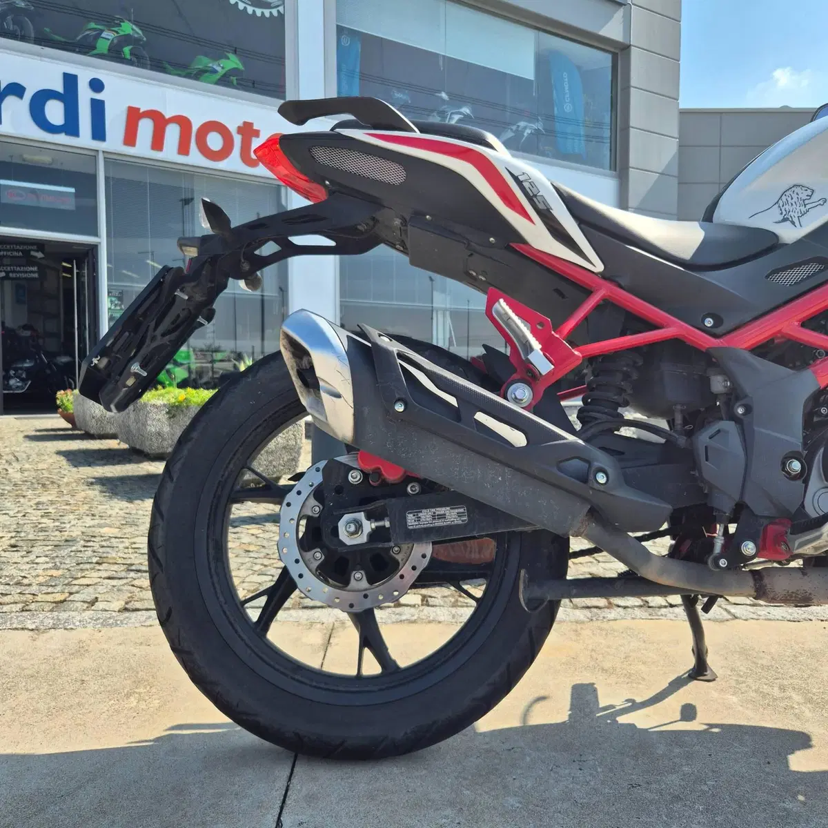 Benelli BN 125 (2018 - 20) (5)