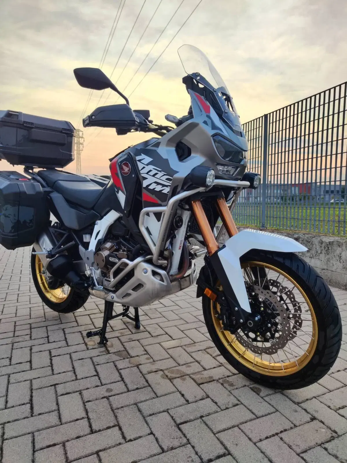 Honda Africa Twin CRF 1100L Adventure Sports DCT (2024 - 26) (3)