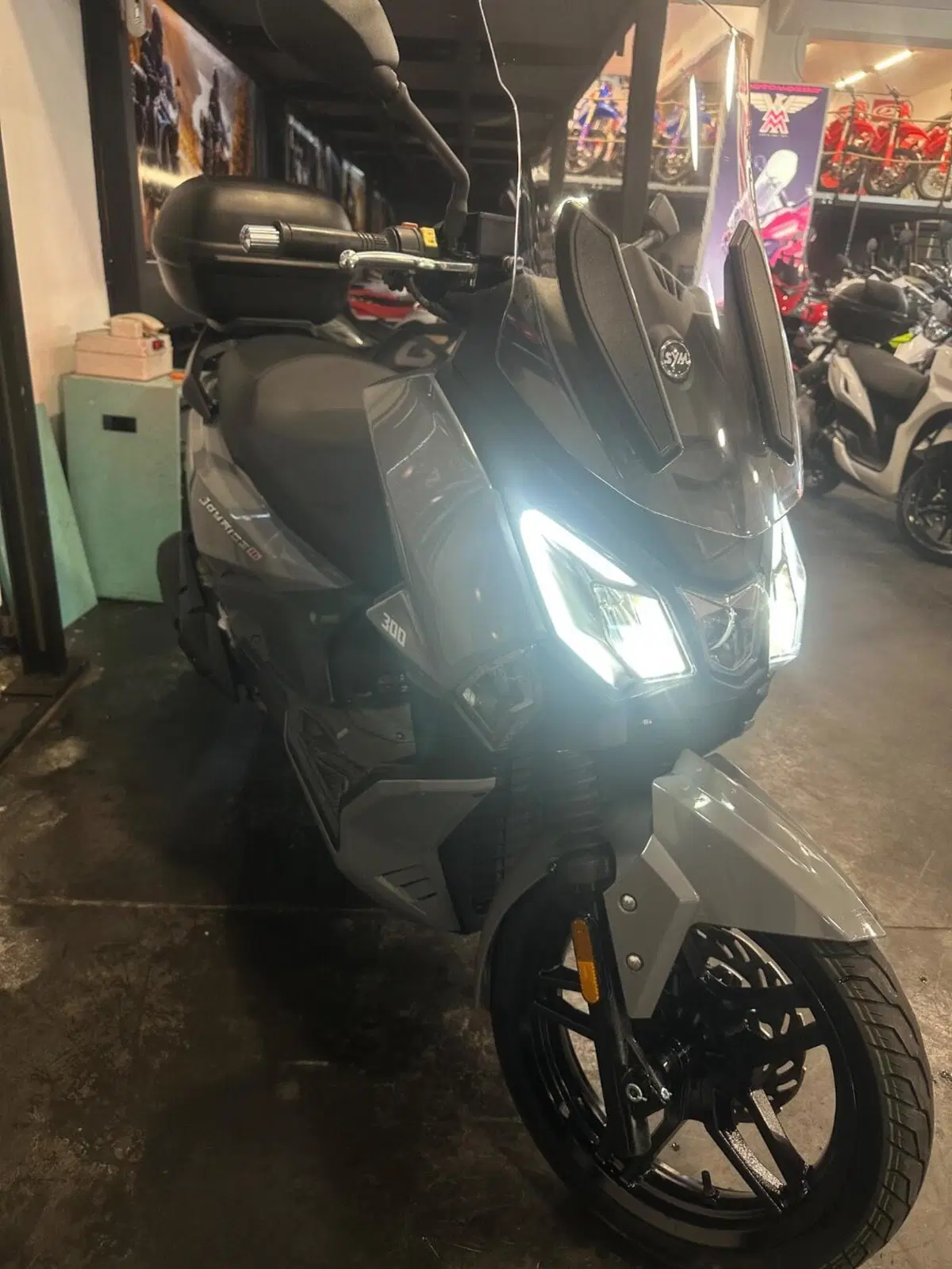 Sym Joyride 300 (2022 - 24) (7)
