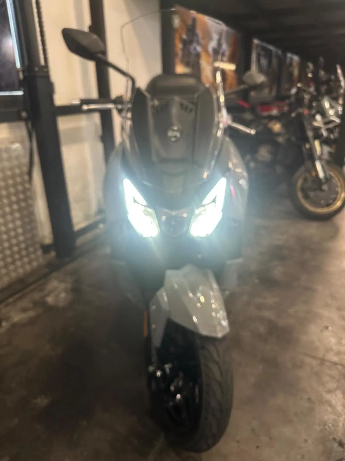 Sym Joyride 300 (2022 - 24) (8)