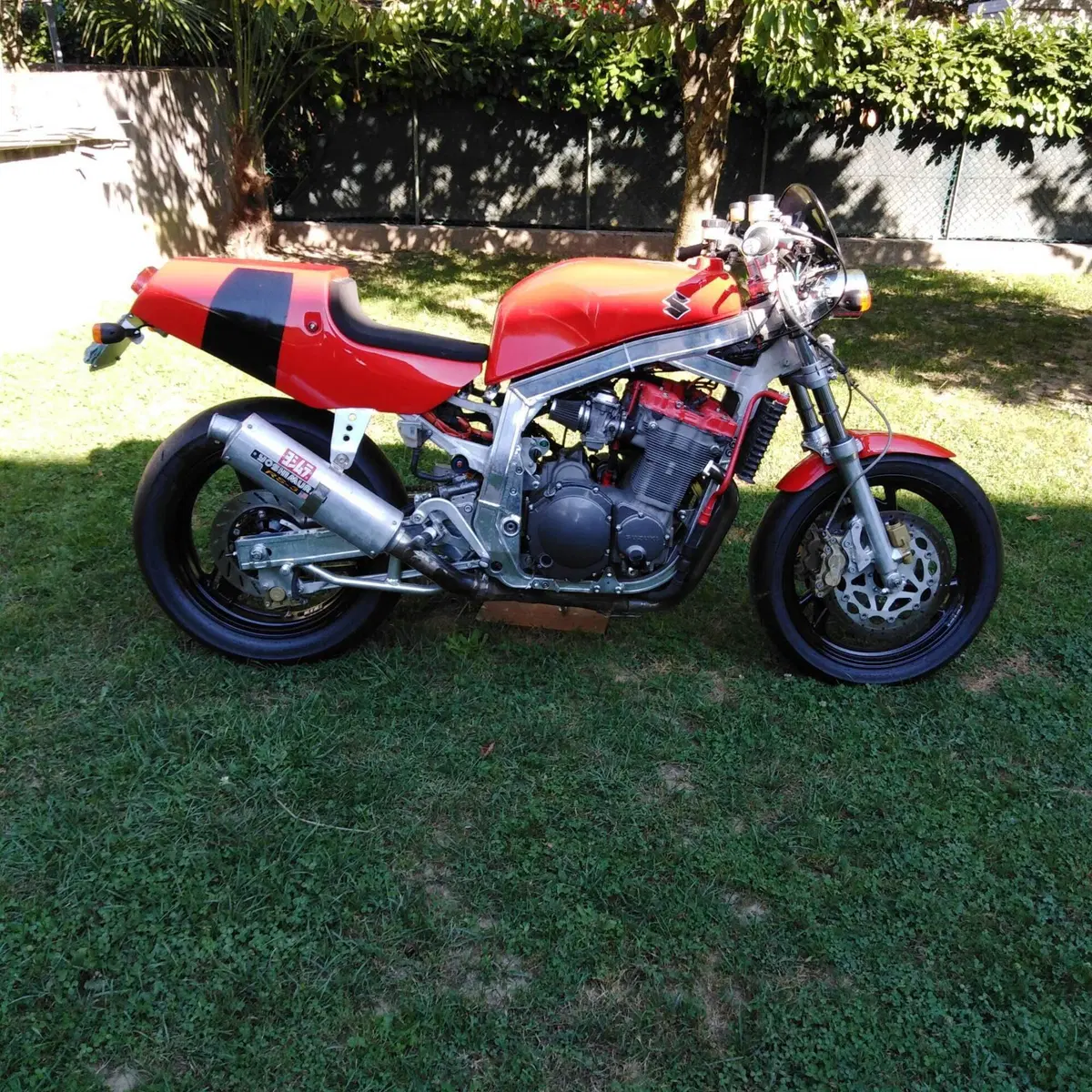 Suzuki gsxr1100 (3)