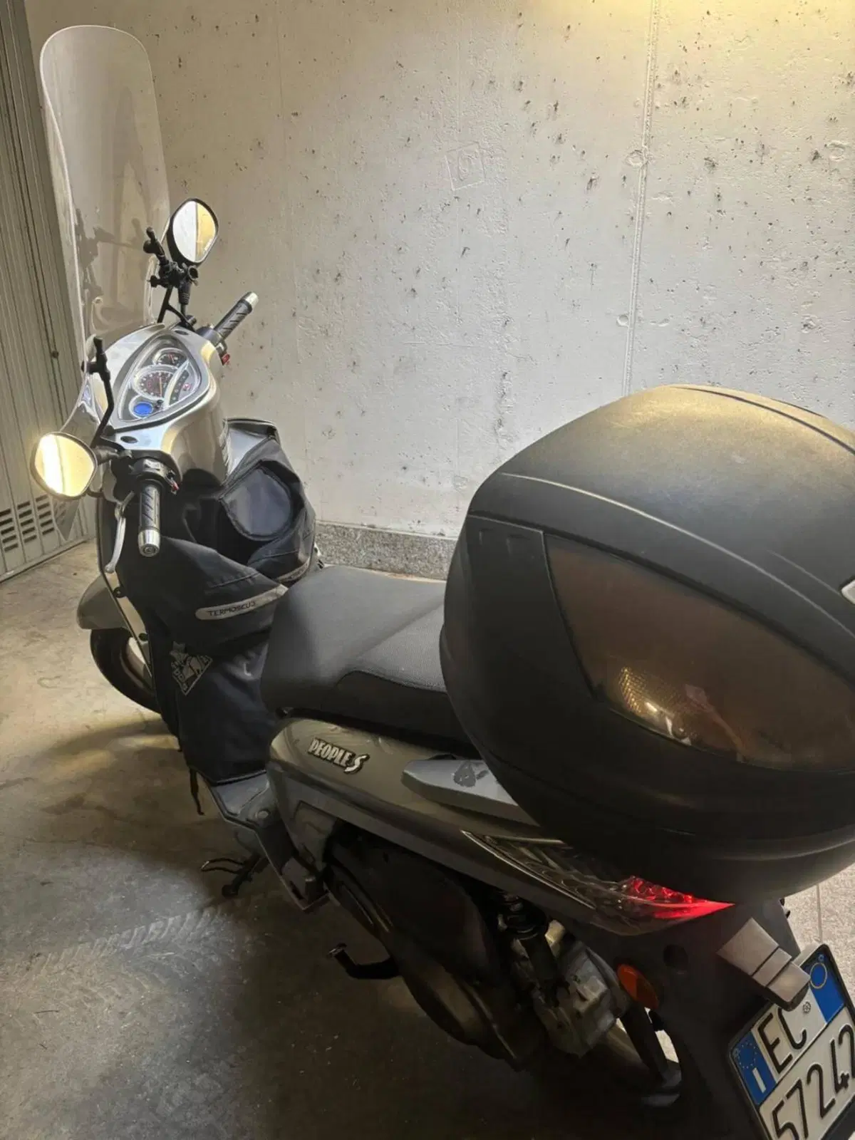 Kymco People 200i GT (2010 - 17) (7)