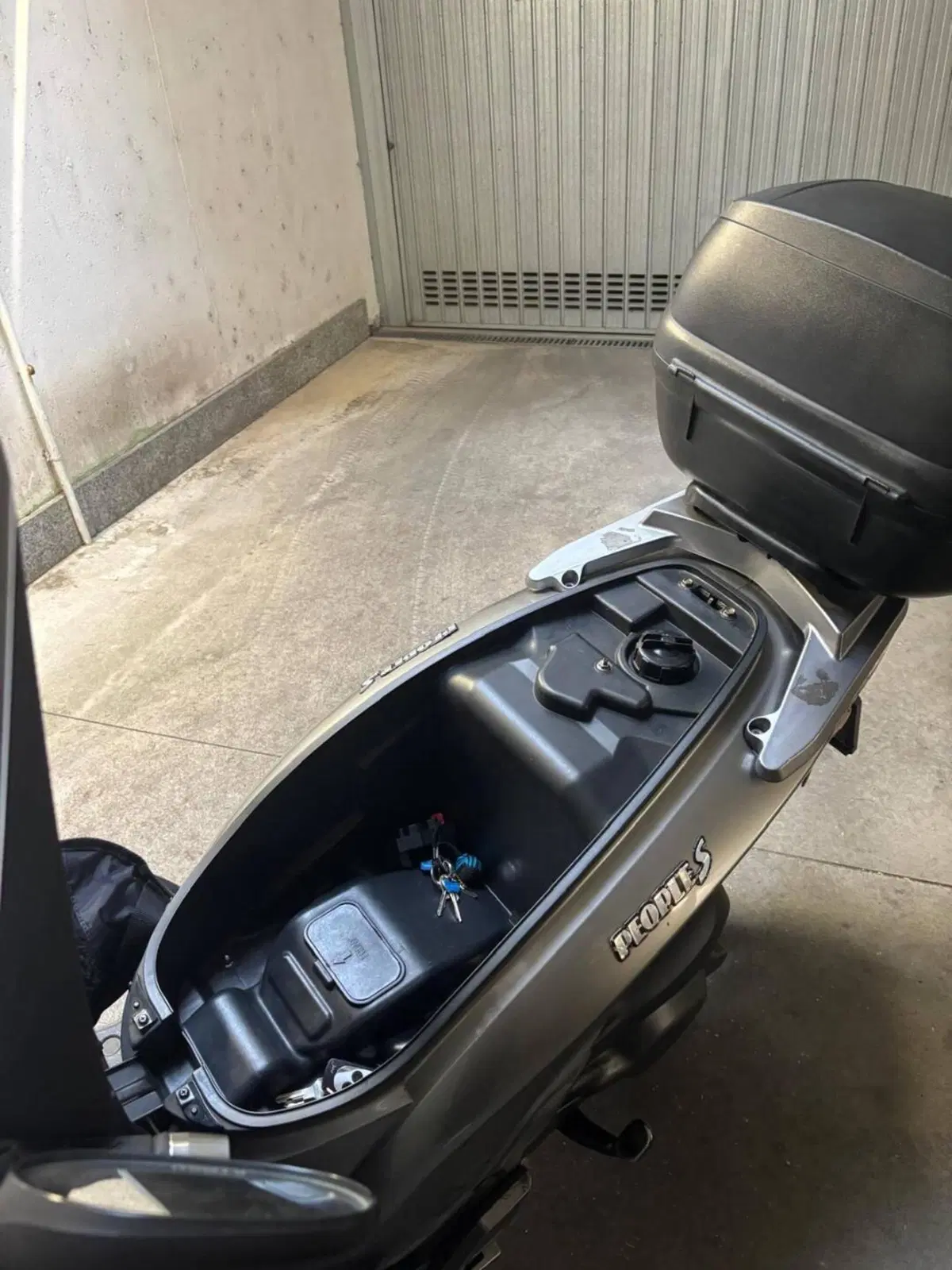 Kymco People 200i GT (2010 - 17) (8)
