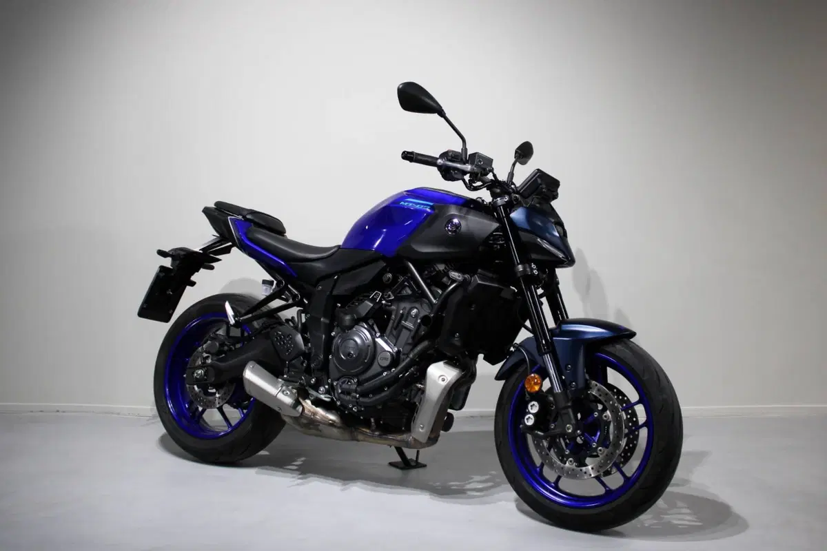Yamaha MT-07 Y-AMT (2025 - 26) (2)
