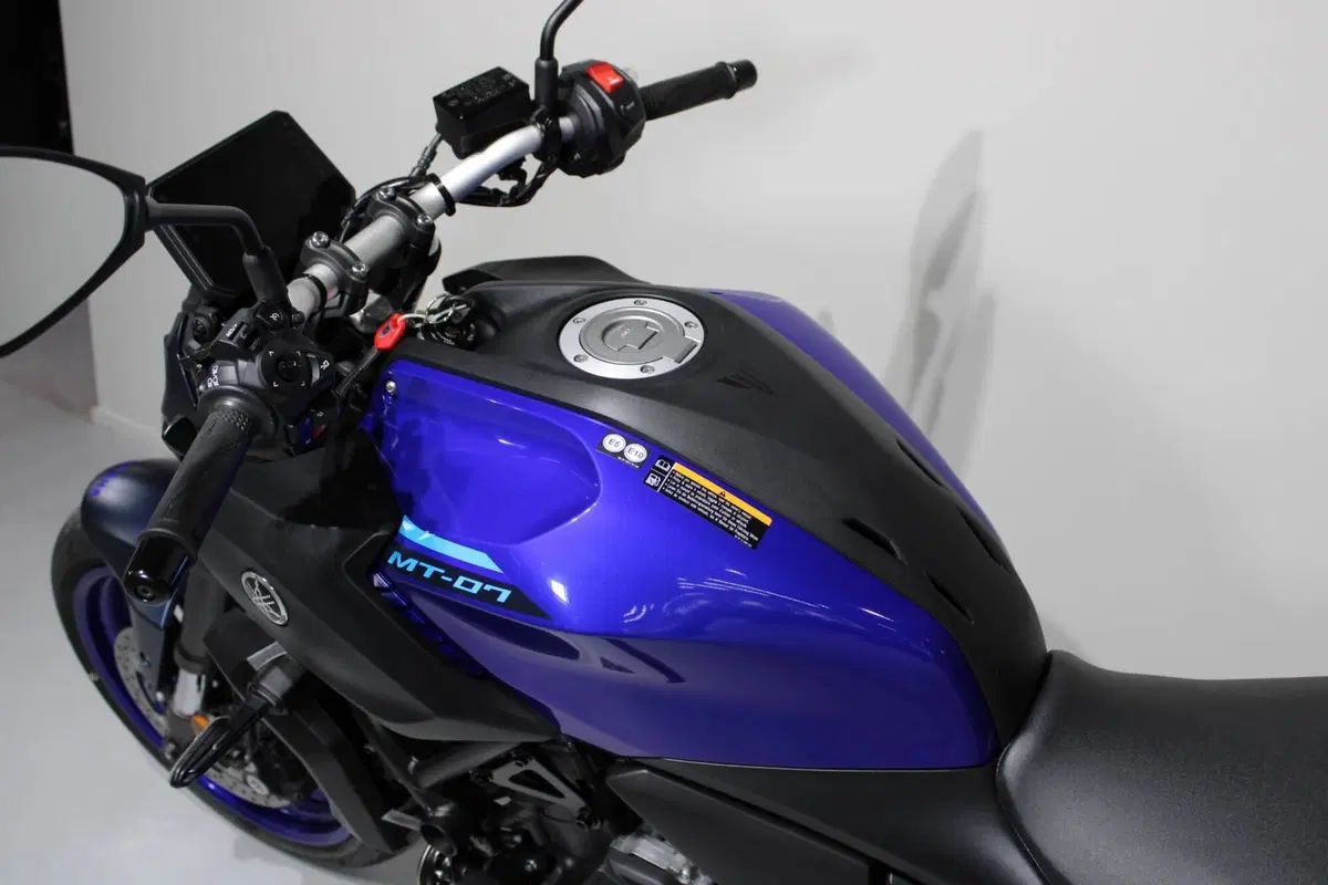 Yamaha MT-07 Y-AMT (2025 - 26) (5)