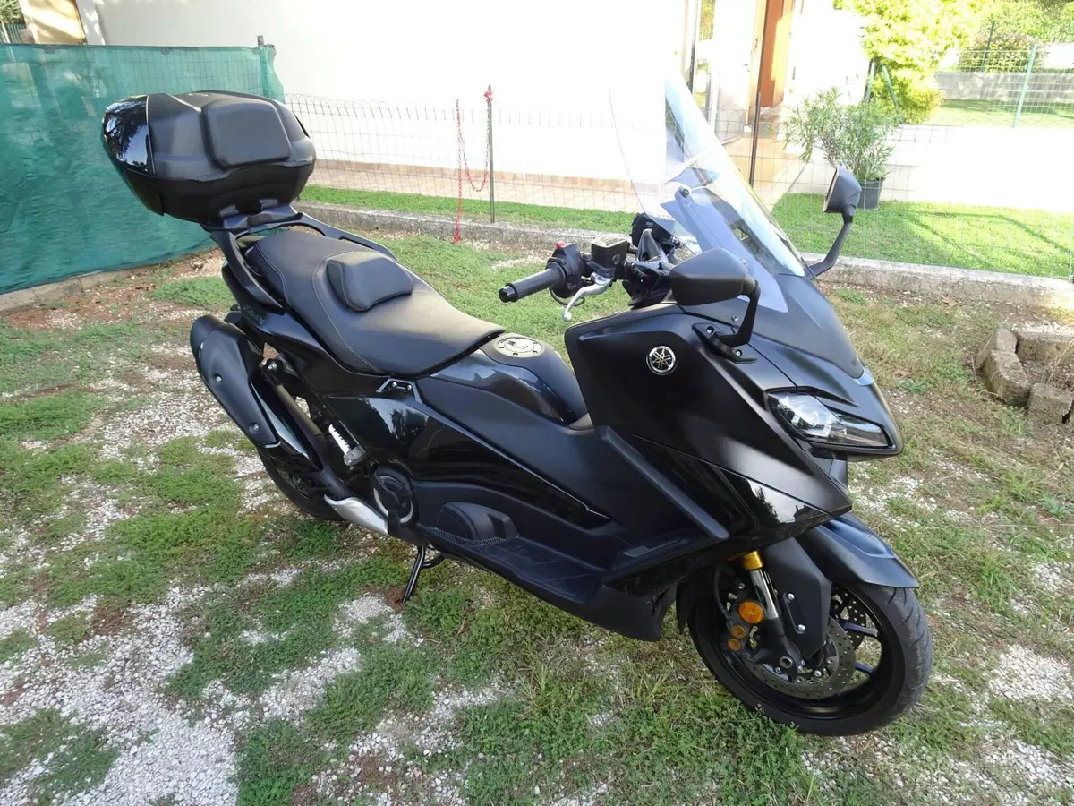 Yamaha T-Max 560 Tech Max (2022 - 24) (6)
