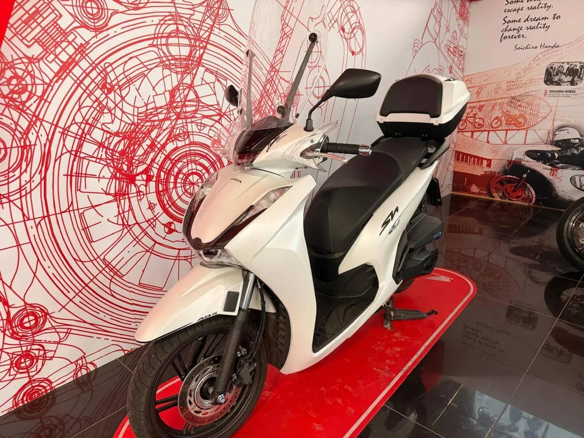 Honda SH 350 (2021 - 24) (2)