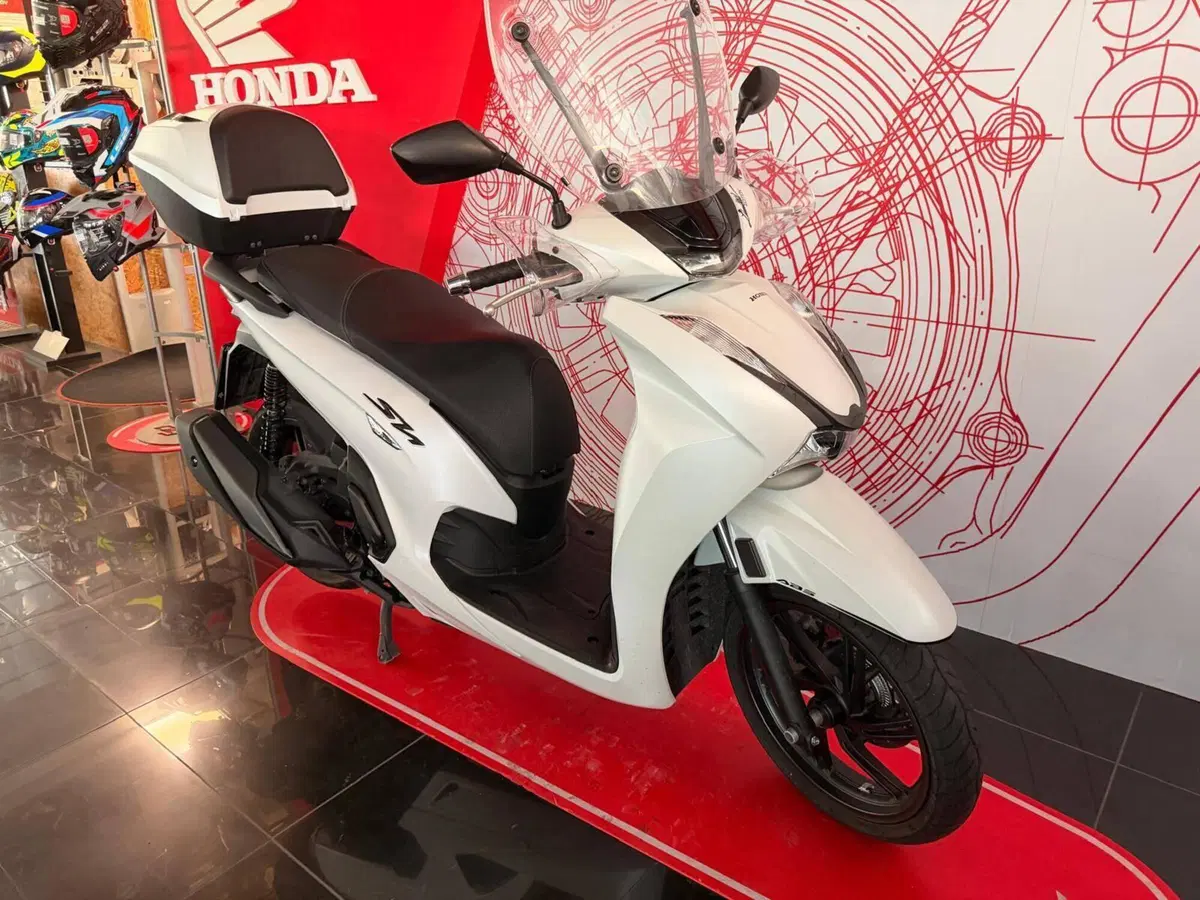 Honda SH 350 (2021 - 24) (3)