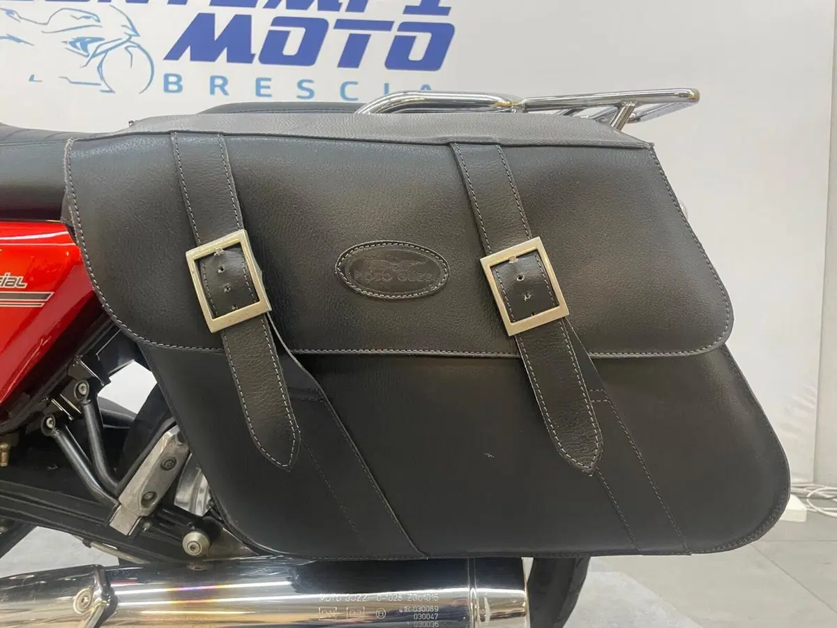 Moto Guzzi V7 Classic (2008 - 12) (4)