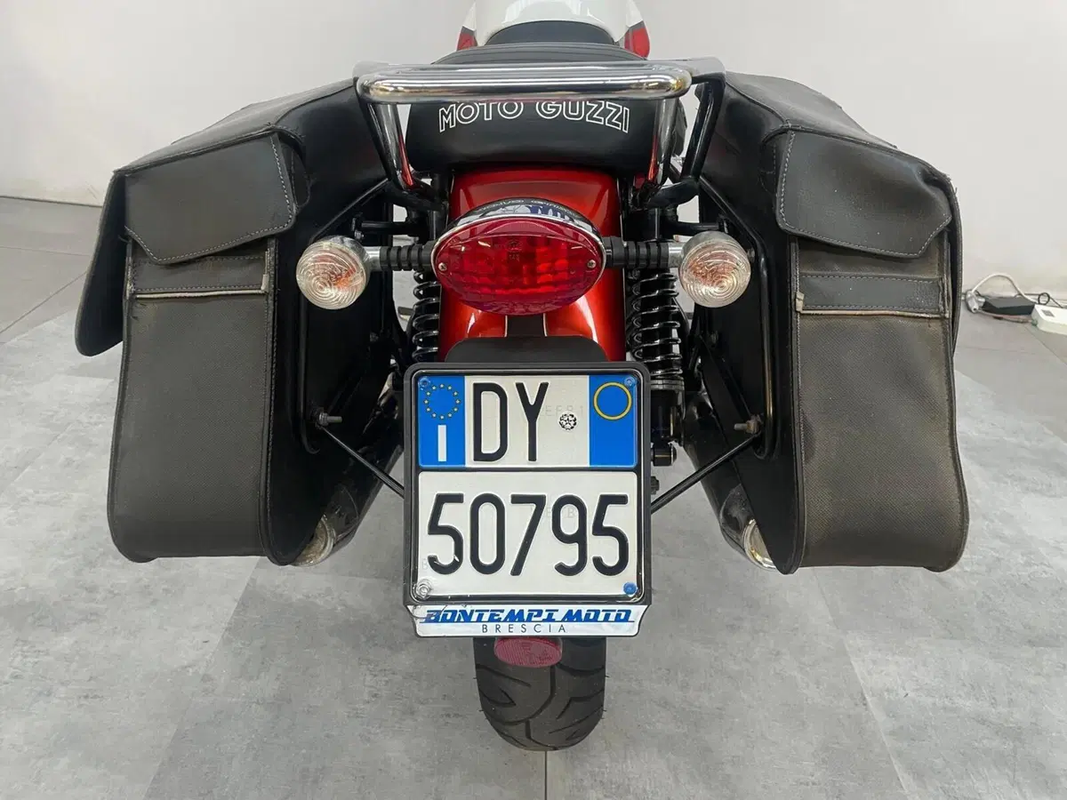 Moto Guzzi V7 Classic (2008 - 12) (8)