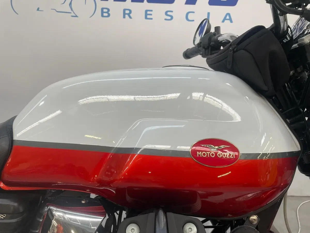 Moto Guzzi V7 Classic (2008 - 12) (14)