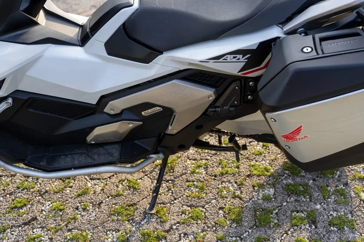 Honda X-ADV 750 Travel (2025 - 26) (7)