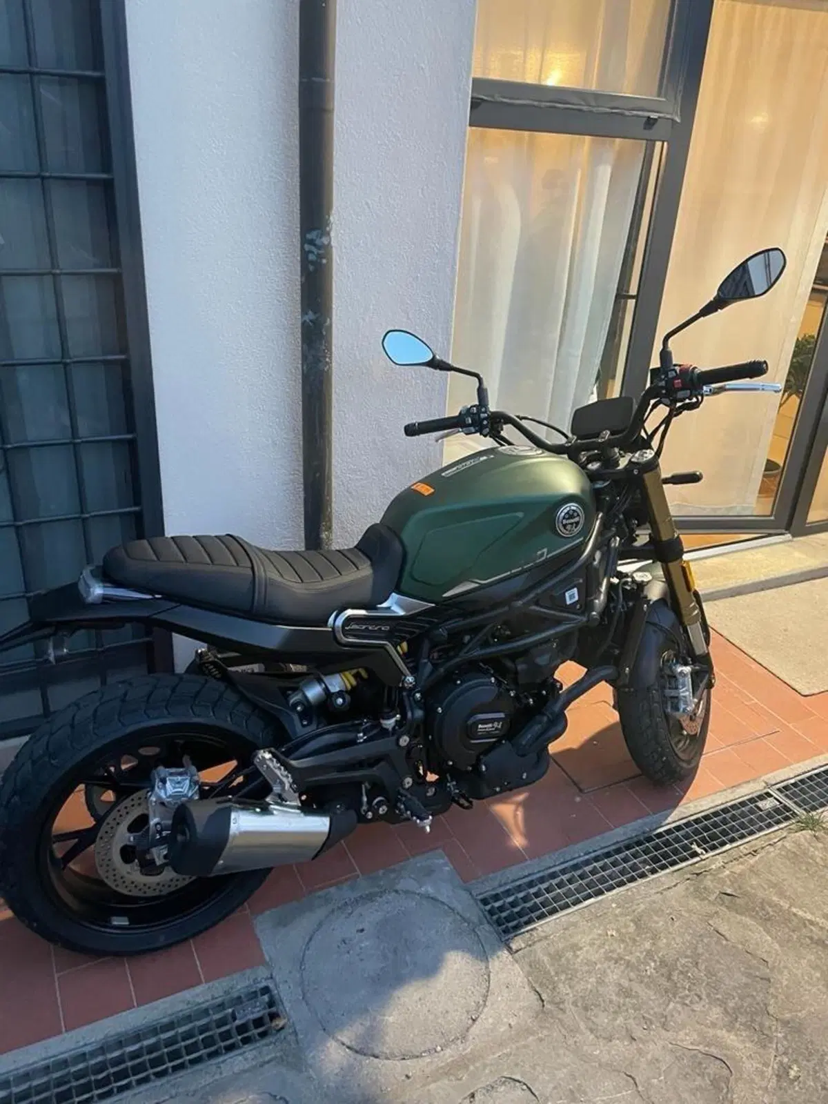 Benelli Leoncino 800 (2022 - 26) (3)