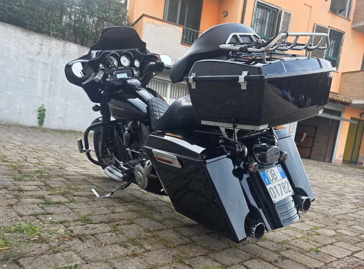 Harley-Davidson 1584 Street Glide (2007) - FLHX (10)