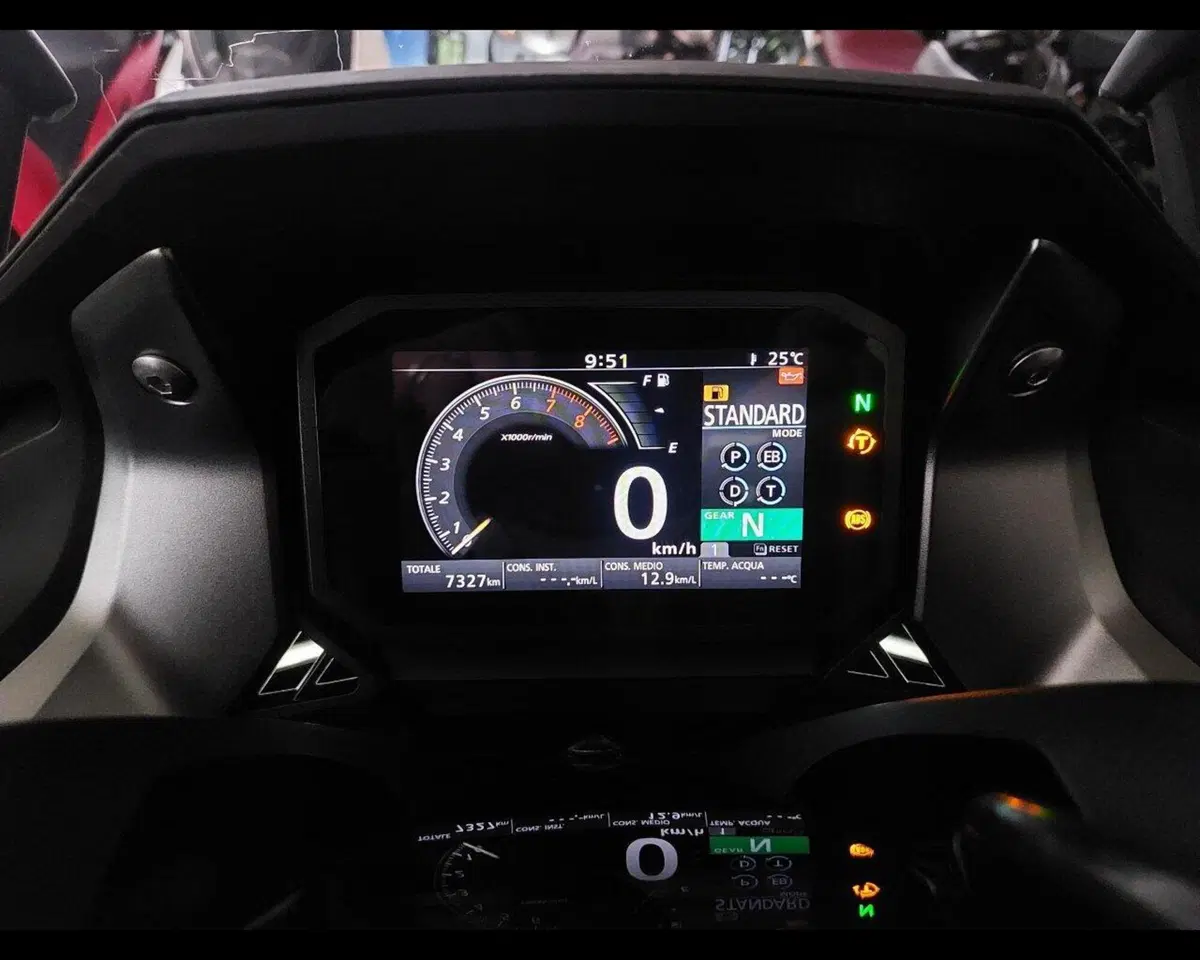 Honda Forza 750 DCT (2021 - 24) (3)