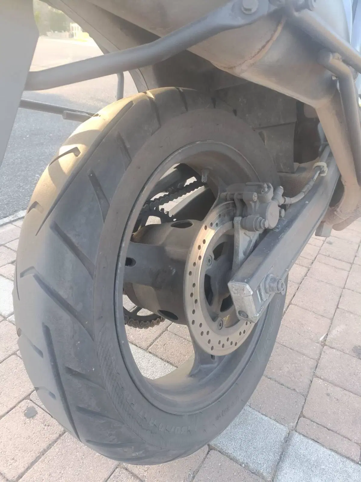 Suzuki V-Strom 650DL (2004 - 06) (6)