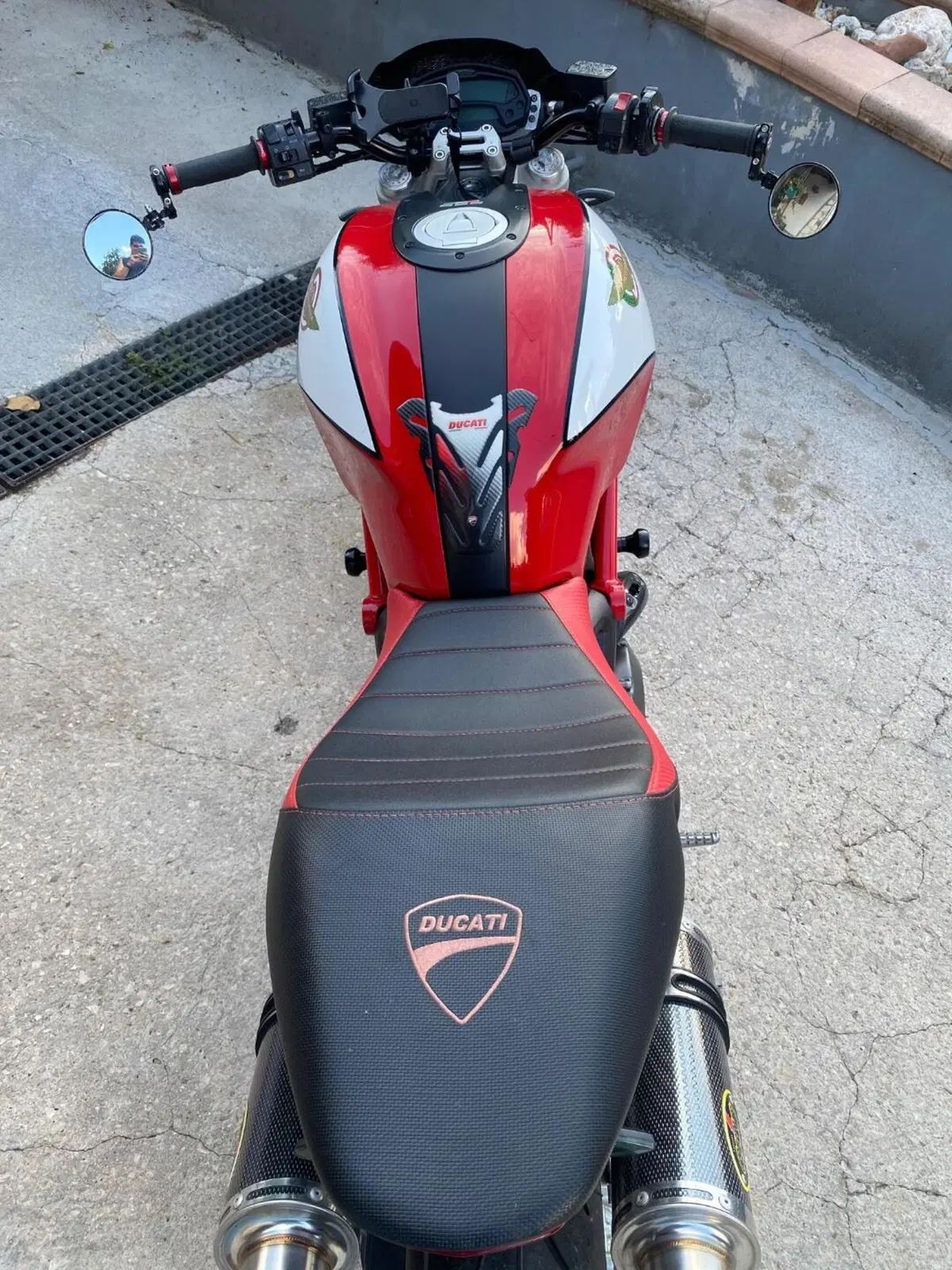 Ducati Monster 696 Plus (2007 - 14) (4)