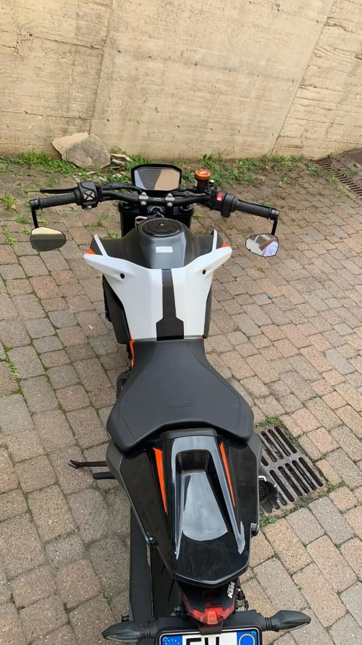 KTM 890 Duke R (2021 - 23) (4)