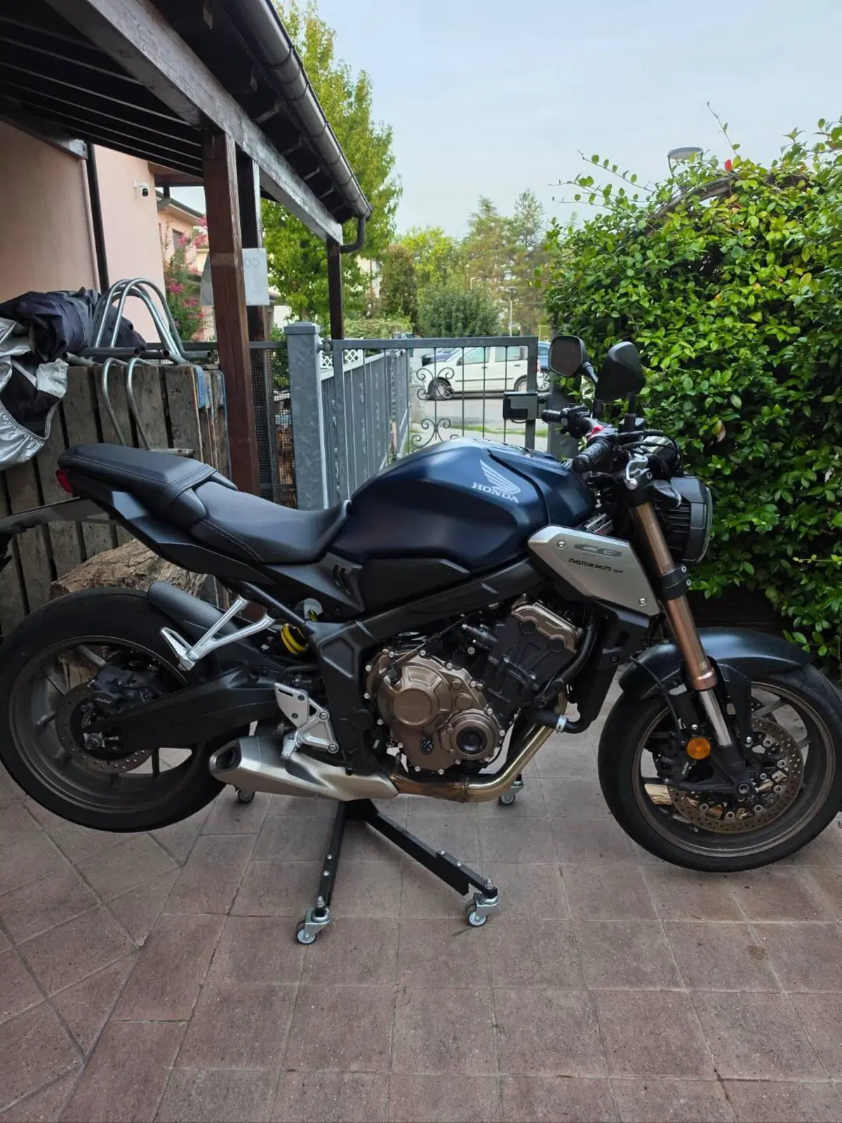 Honda CB 650 R (2021 - 23) (3)