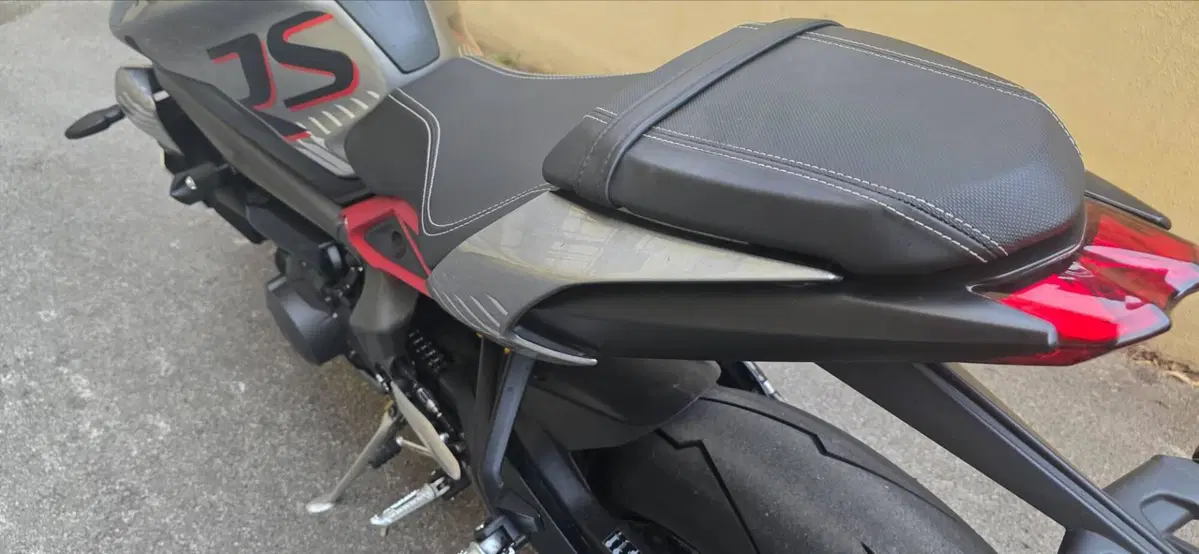 Triumph Street Triple RS (2020 - 22) (5)