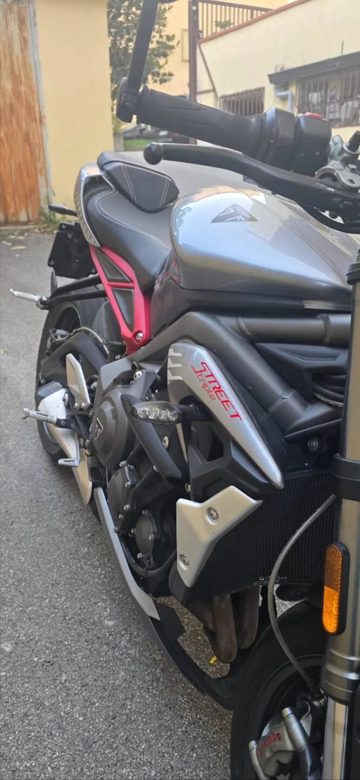 Triumph Street Triple RS (2020 - 22) (18)