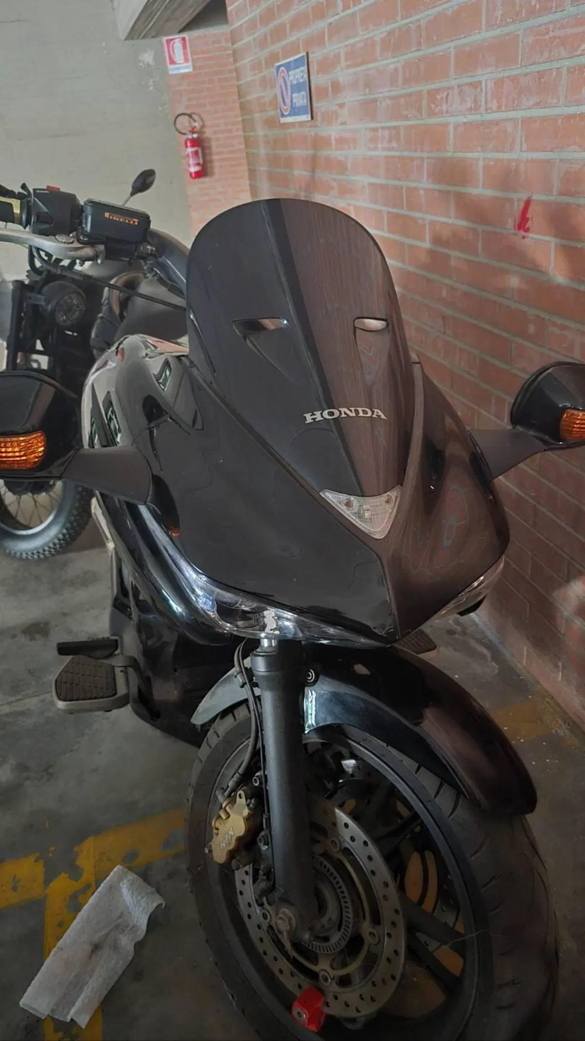 Honda DN-01 (4)