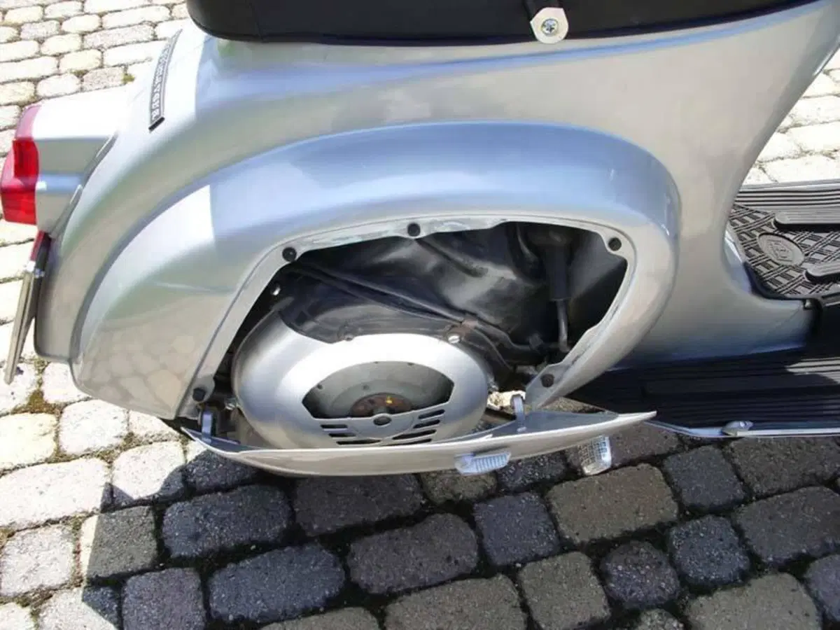 Vespa Primavera 125 (6)