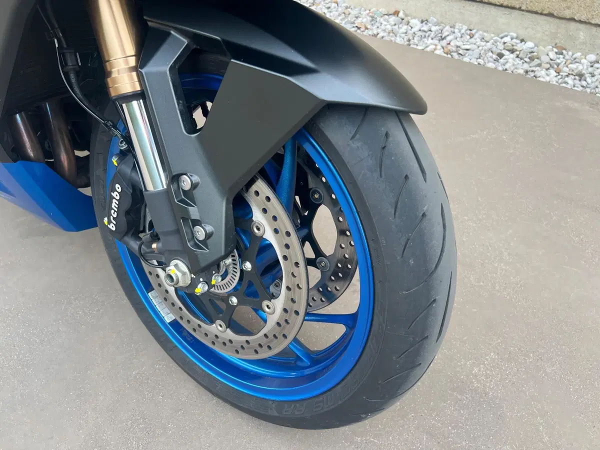 Suzuki GSX-S1000GT (2022 - 24) (10)
