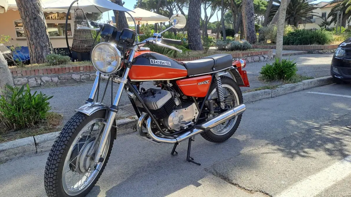 Benelli 250 2c