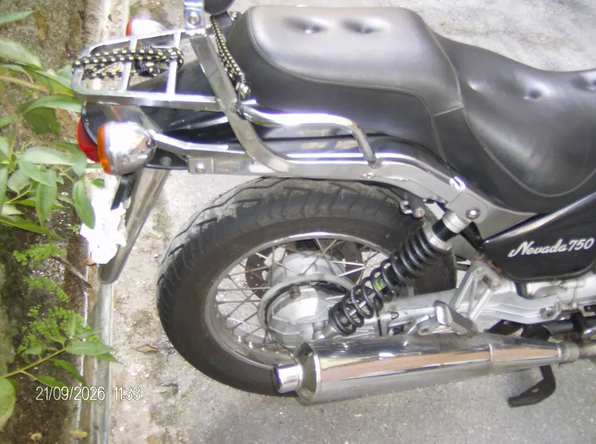 Moto Guzzi Nevada 750 (11)