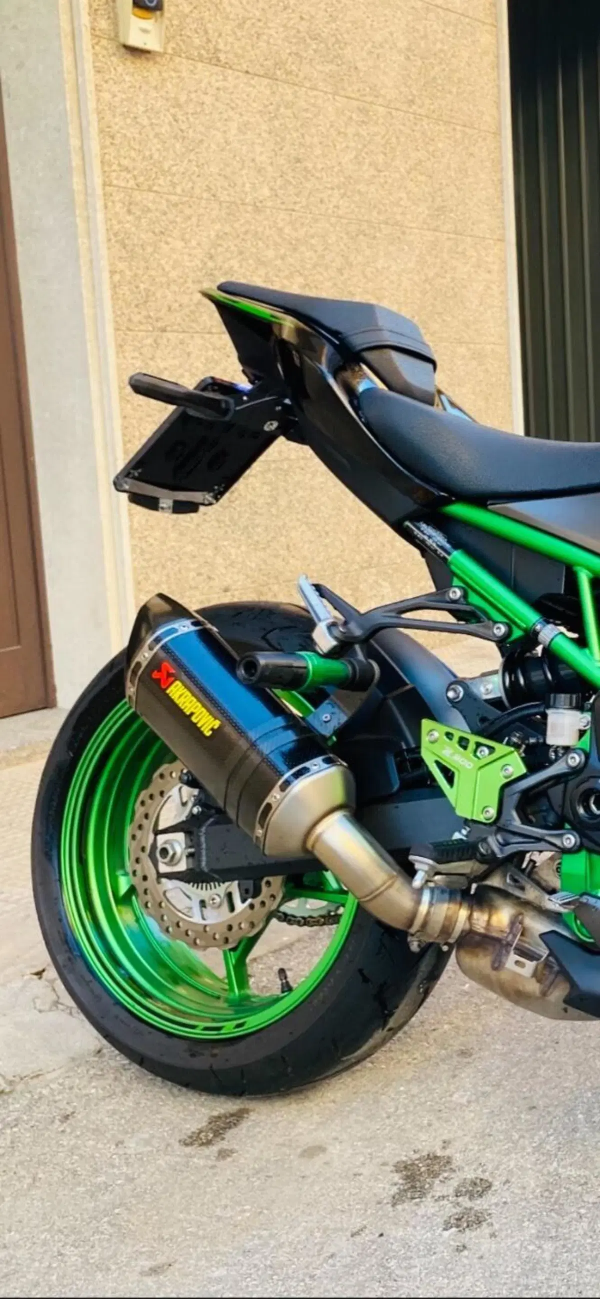 Kawasaki Z 900 (2021 - 24) (4)