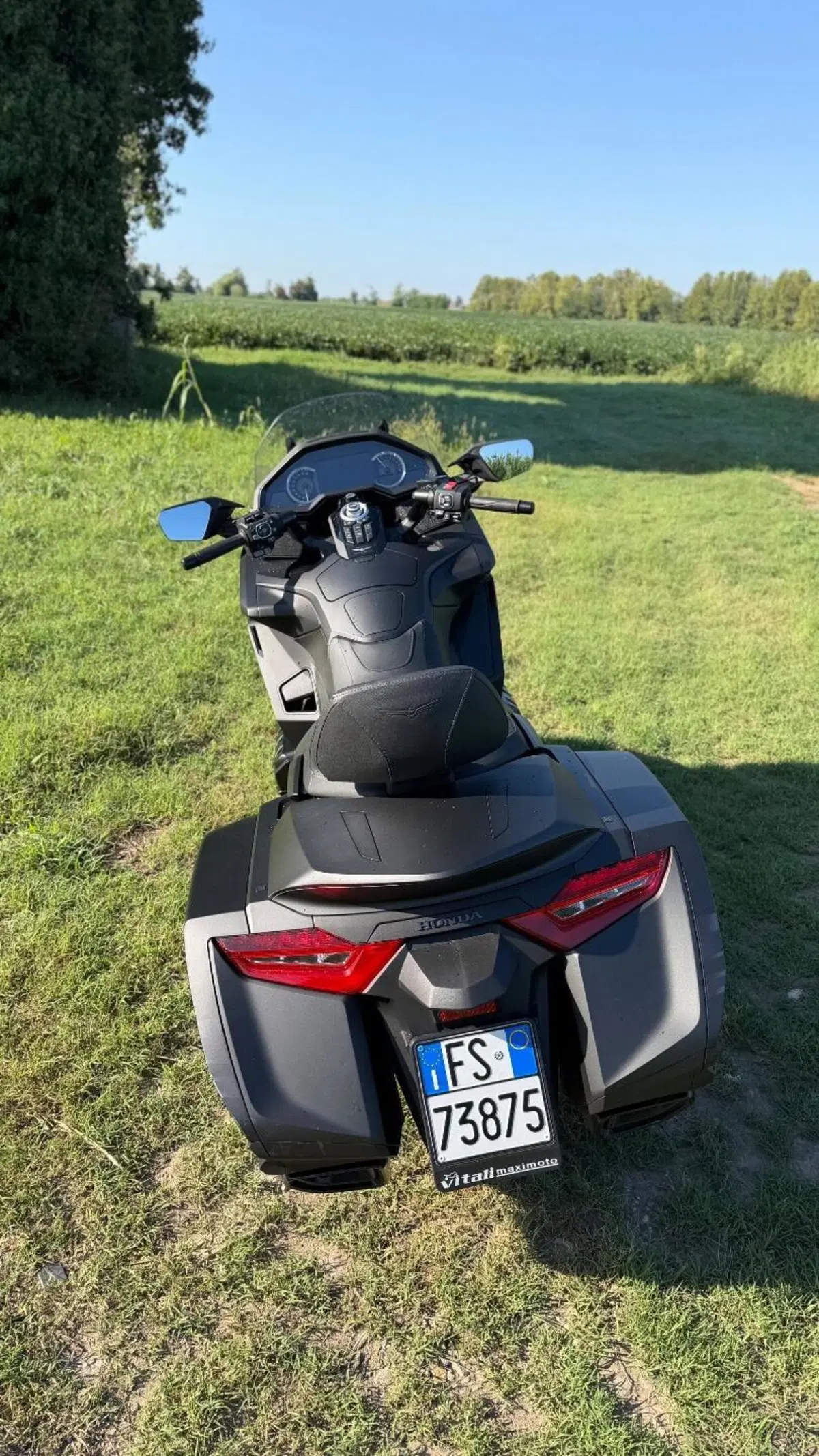 Honda GL 1800 Gold Wing 50° Anniversario (2025 - 26) (5)