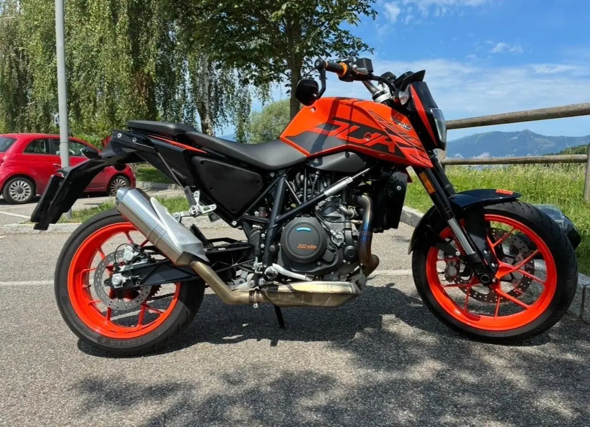 KTM 690 Duke R (2016 - 17) (3)