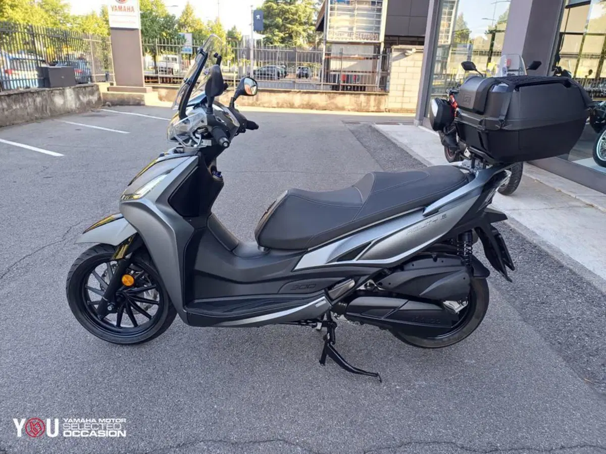Kymco Agility 300i (2021 - 25) (5)