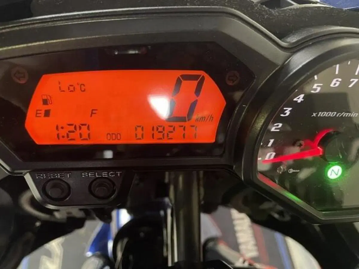 Yamaha FZ1 (2006 - 16) (5)