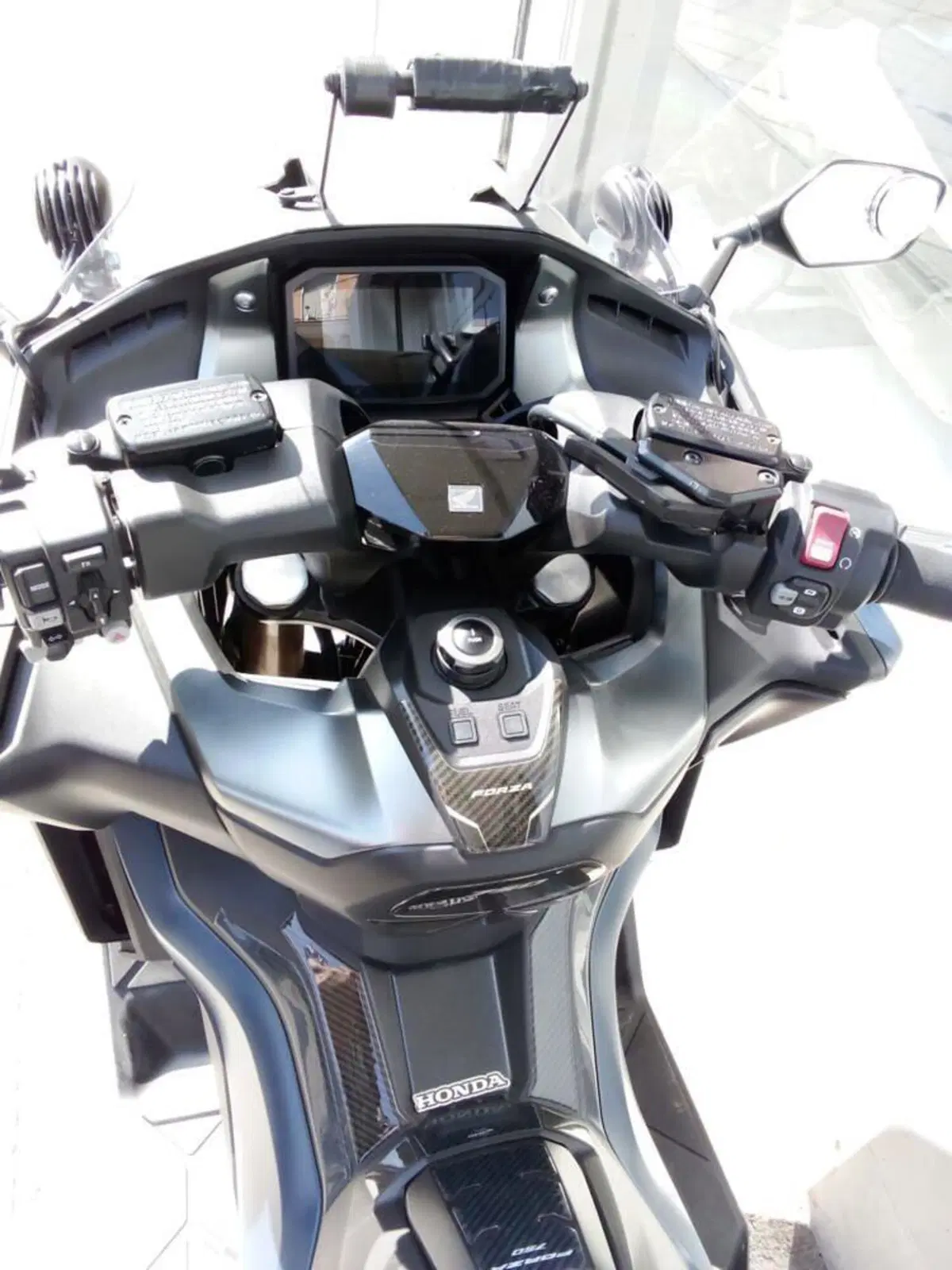 Honda Forza 750 DCT Style (2021 - 24) (7)