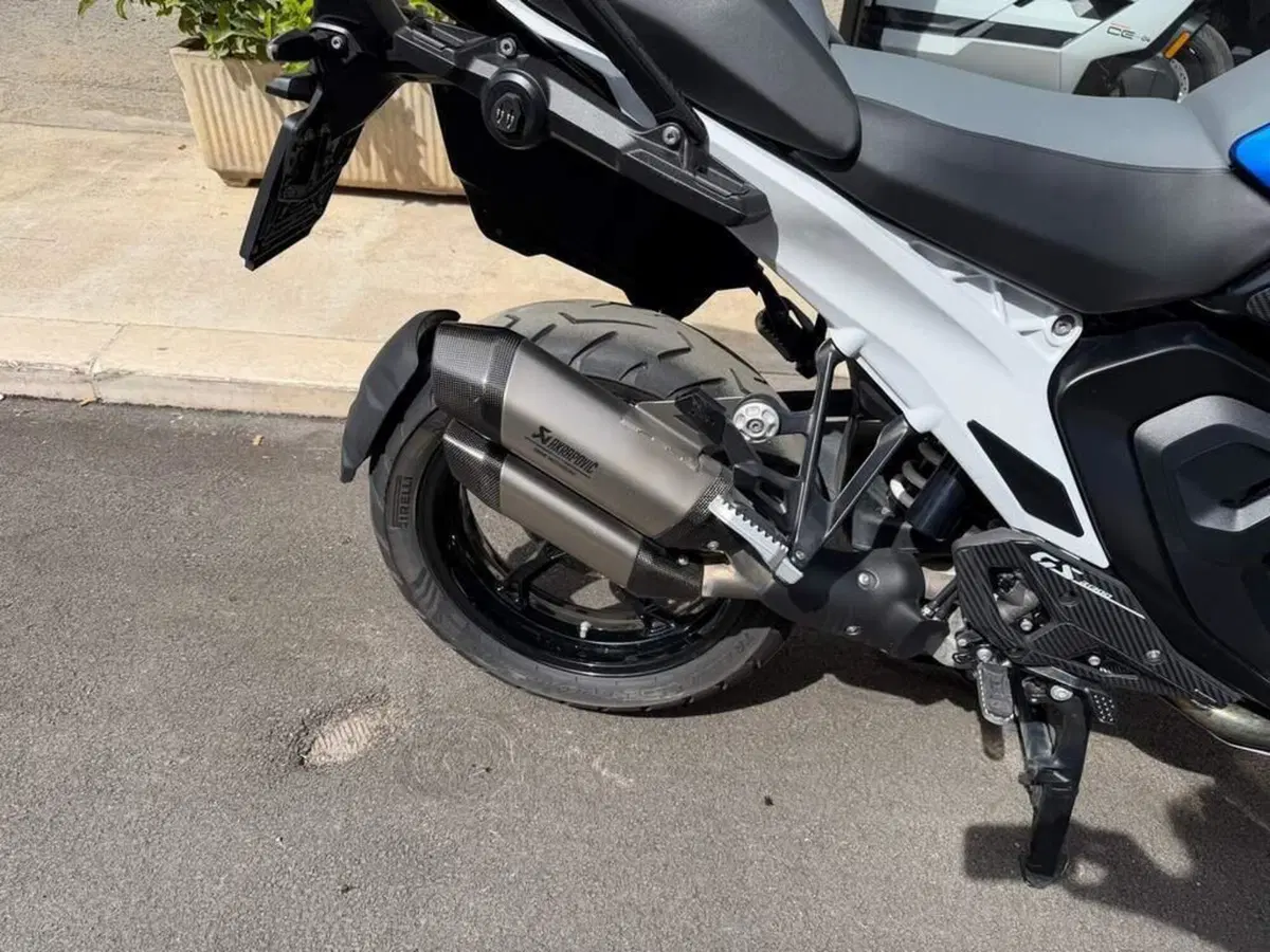 Bmw R 1300 GS (2023 - 26) (6)