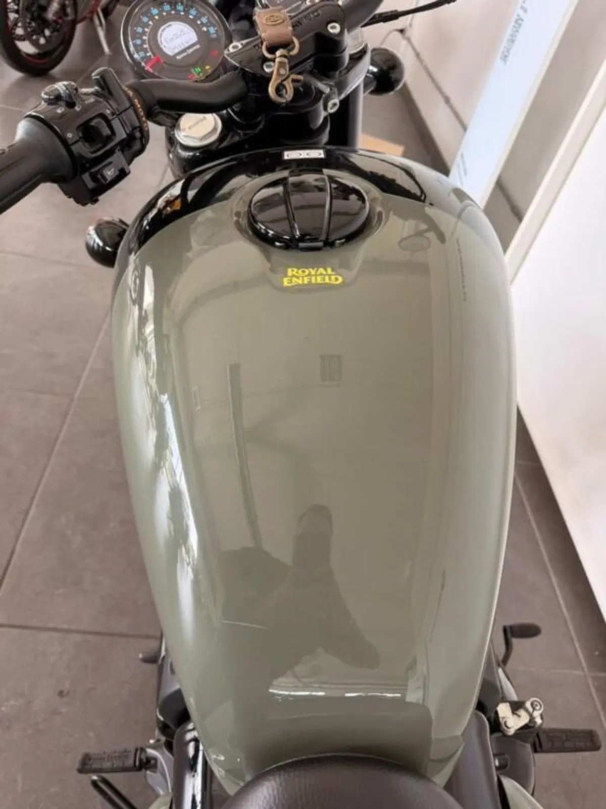 Royal Enfield Shotgun 650 (2024 - 26) (7)