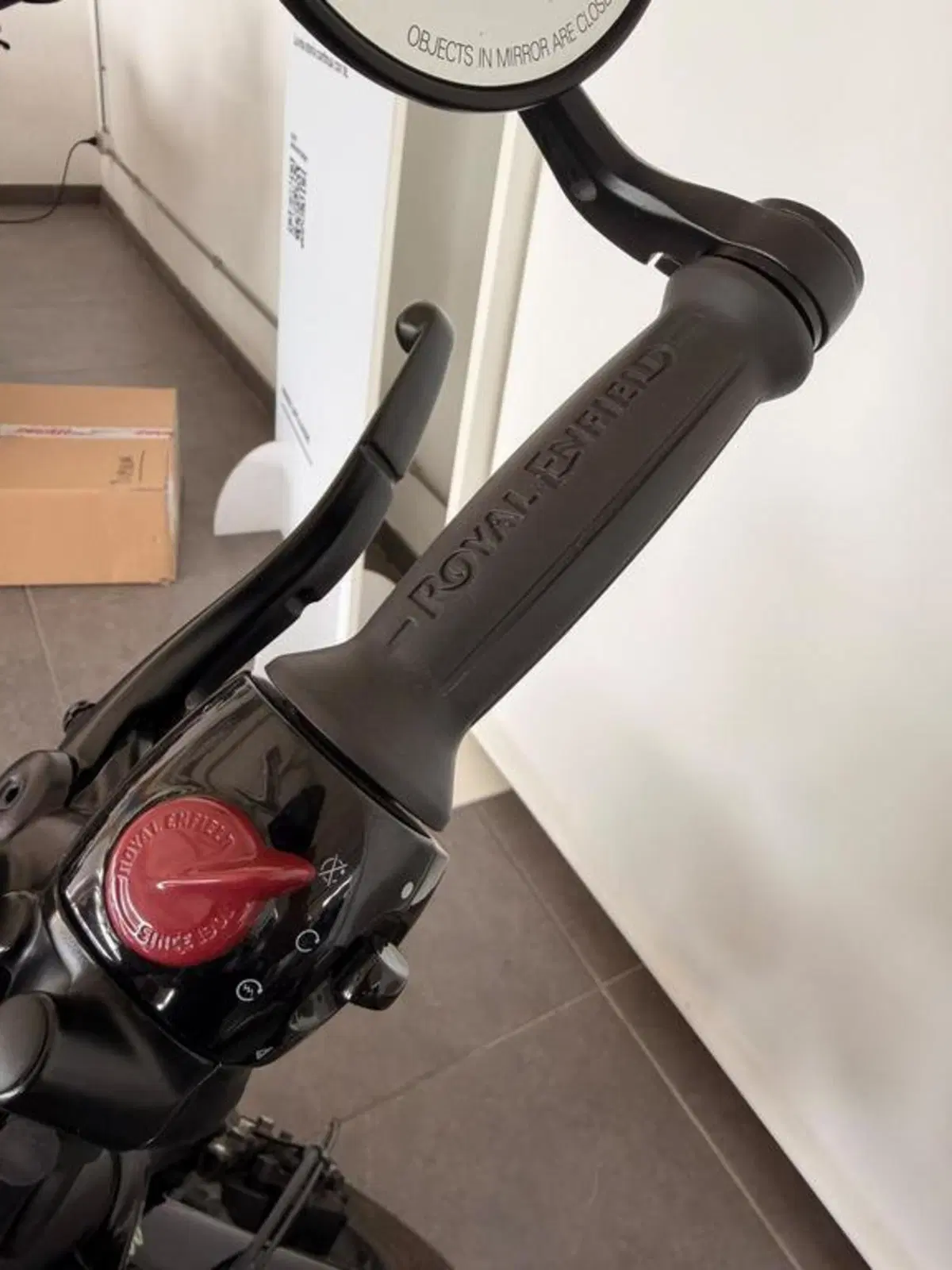 Royal Enfield Shotgun 650 (2024 - 26) (11)