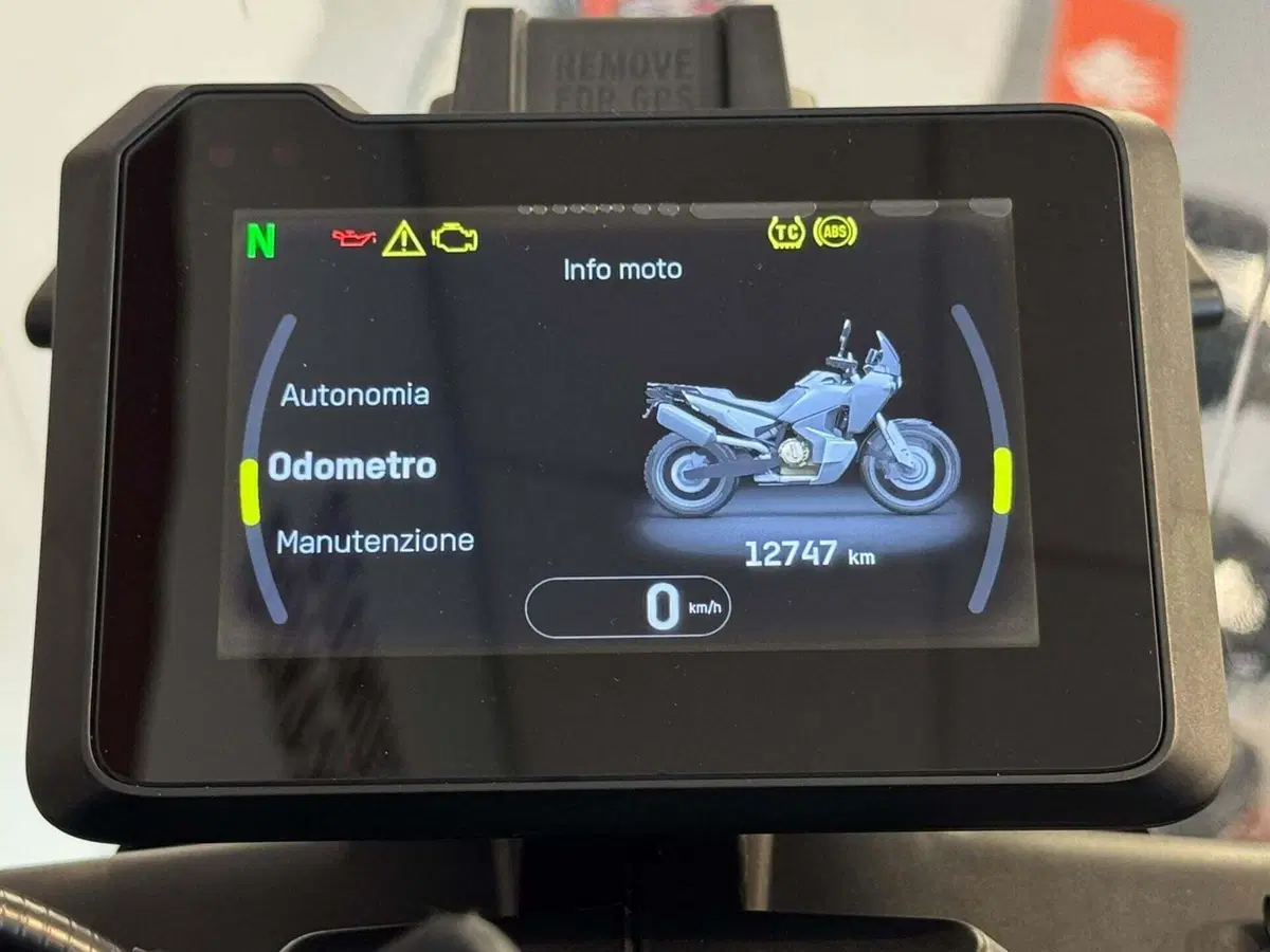 Husqvarna Norden 901 (2022 - 26) (5)