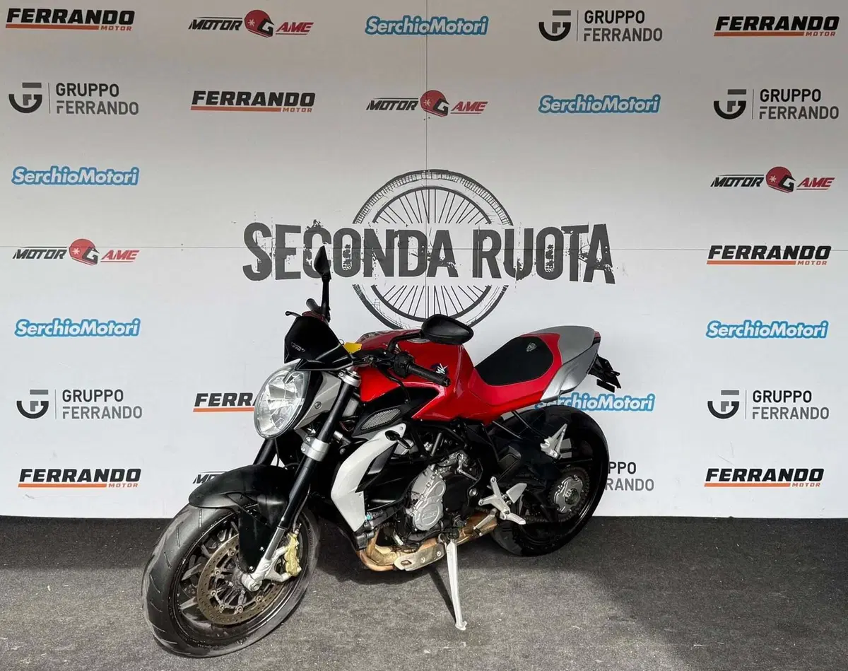 MV Agusta Brutale 675 (2011 - 15) (3)